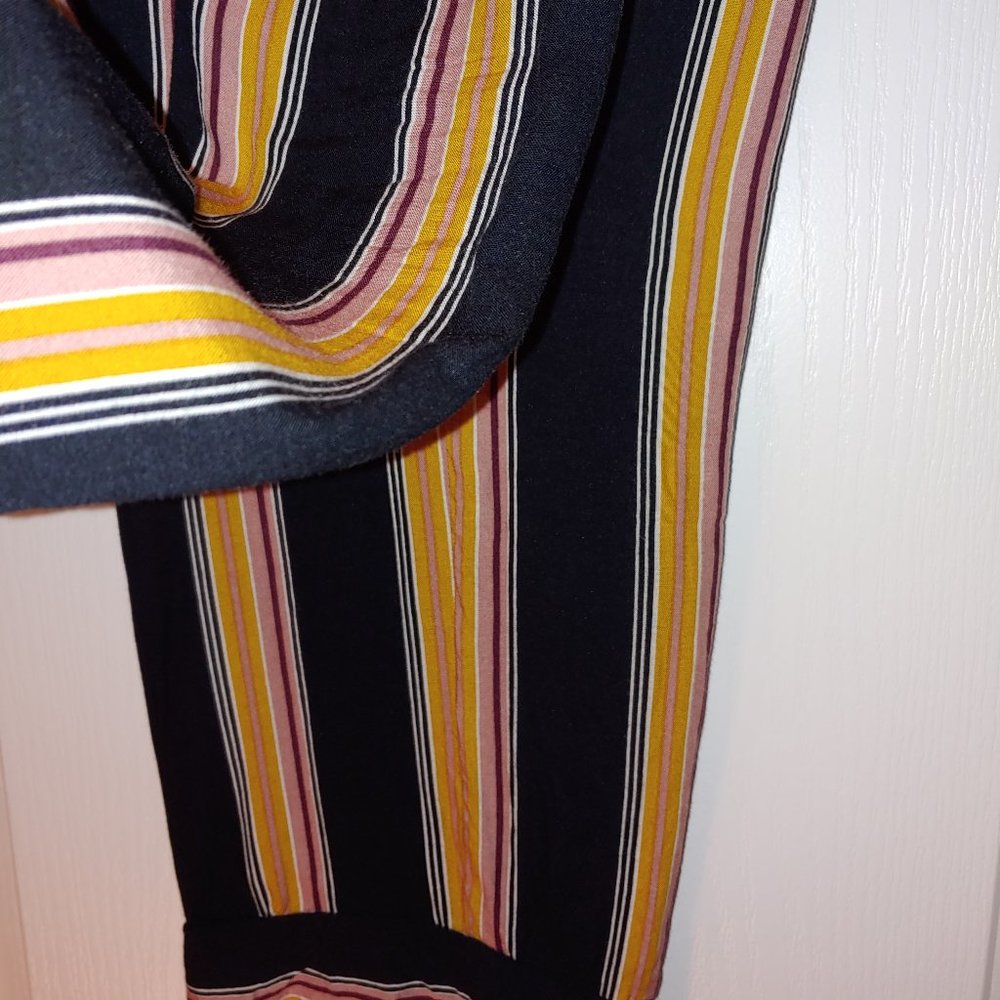 pants - Picture 2 of 5